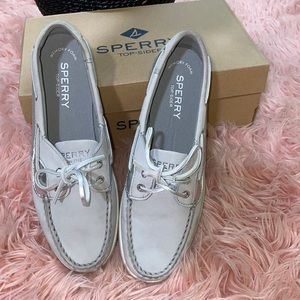 🚨🏆HOST PICK🥳🎉🎉🏆Sperry COASTFISH Boat Sz 8-grey/slvr